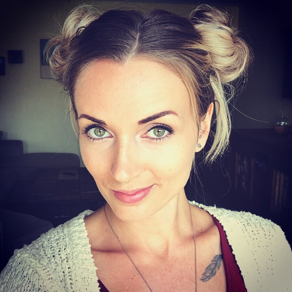 Meet your Posher, Lauren